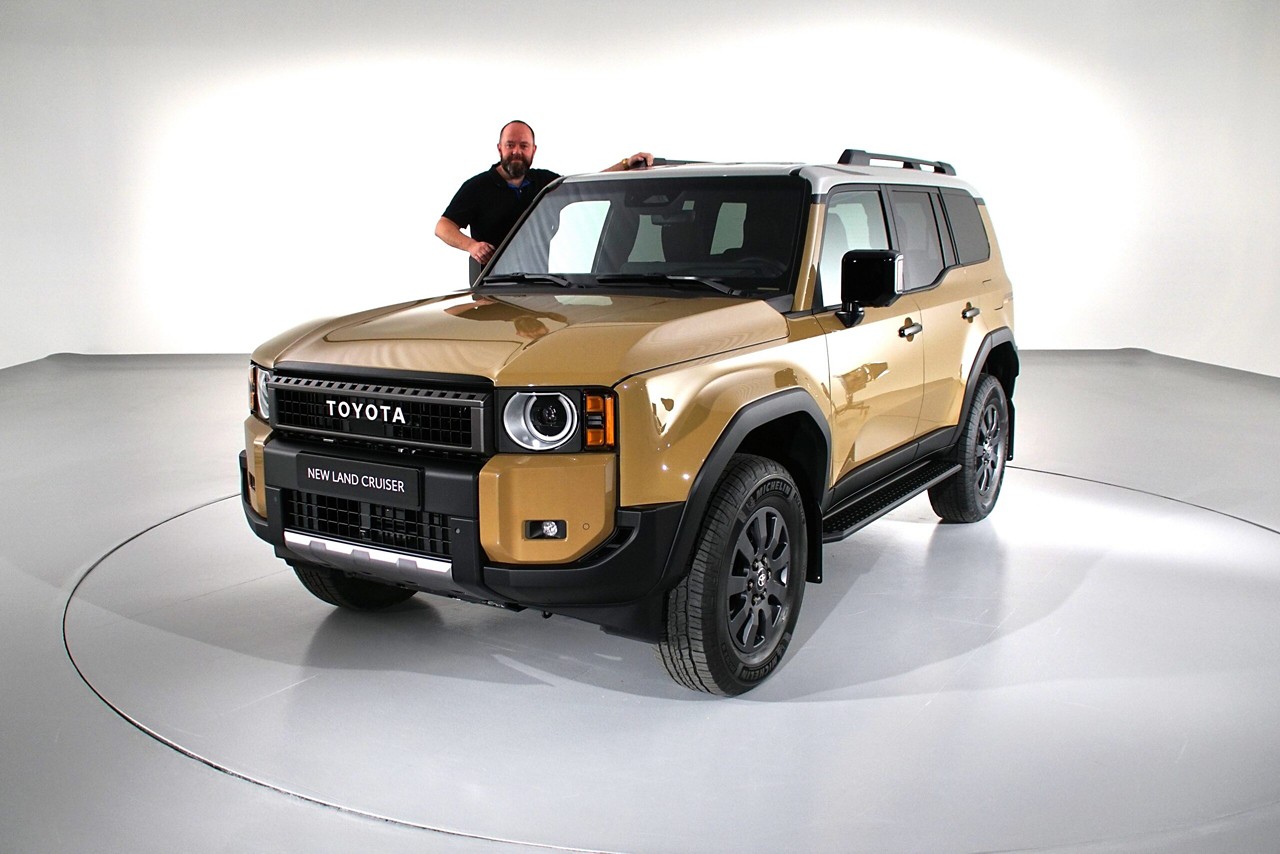 Toyota_Land_Cruiser_0106-scaled