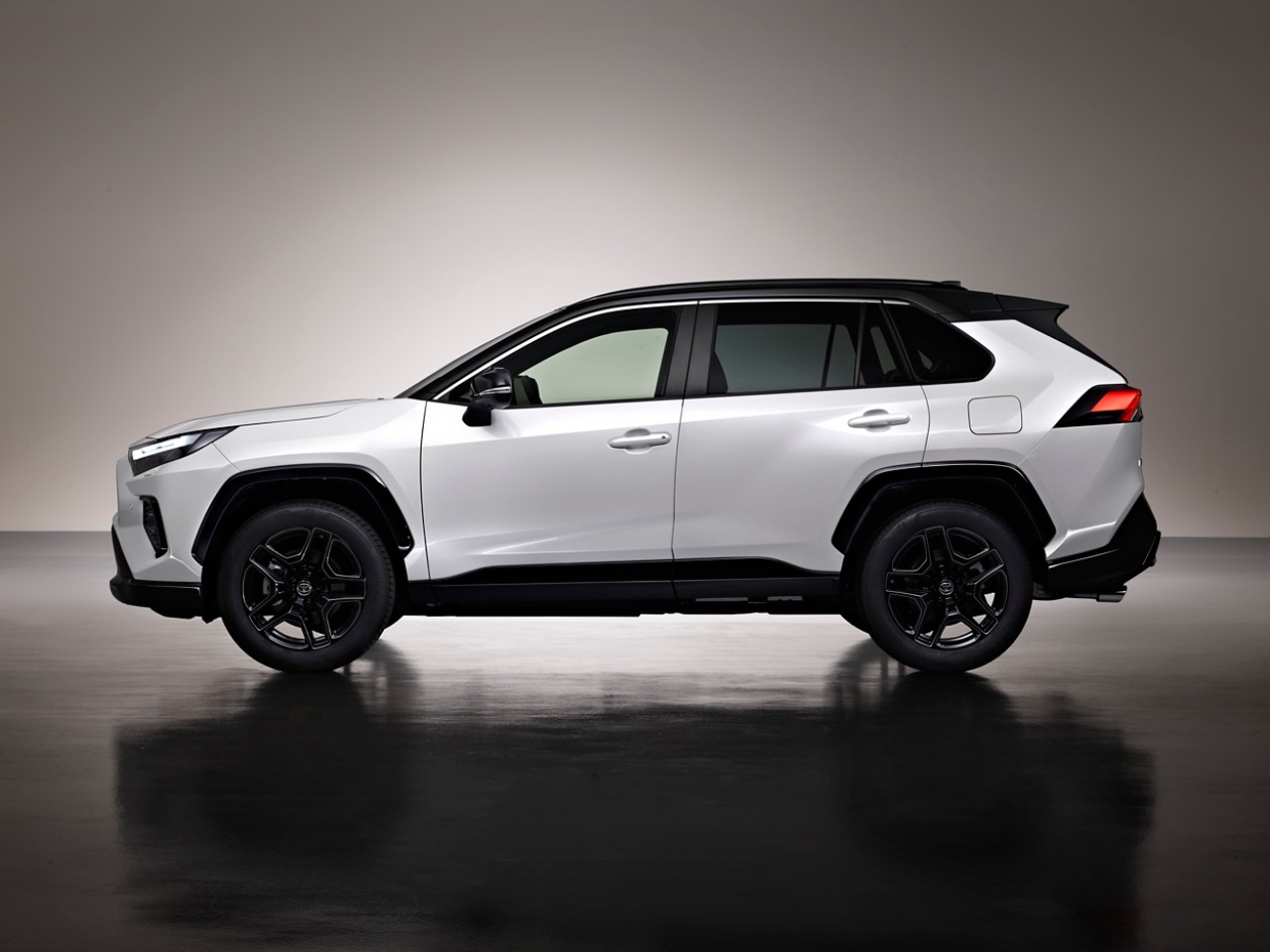 rav4-1-9