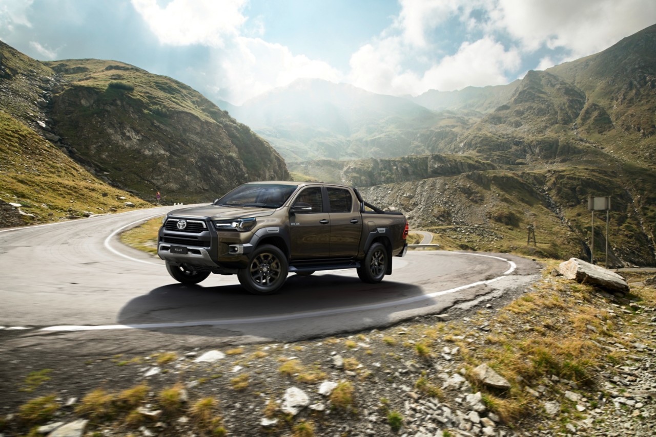 Toyota Norge | Den nye Toyota Hilux Hybrid 48V